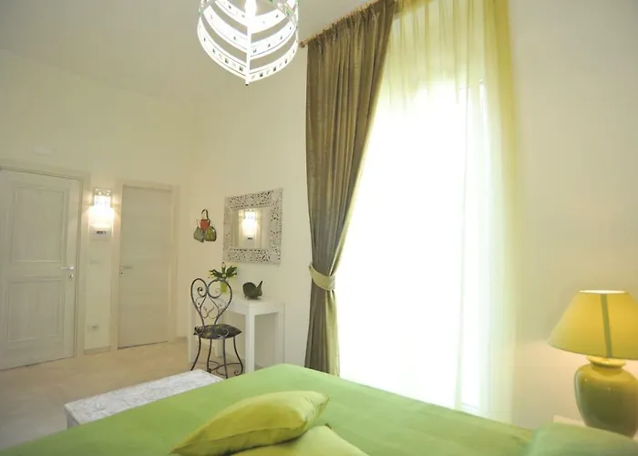 לינה וארוחת בוקר Merydamy מאטינאטה